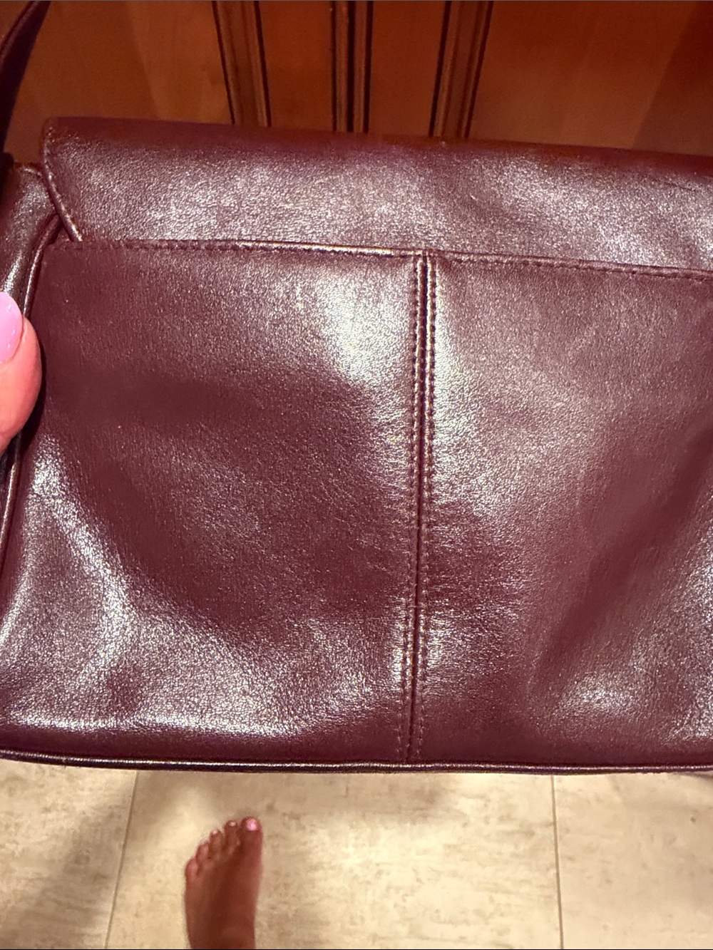 Etienne Aigner Burgundy Leather Crossbody Bag with Gold Tone Hardware - Picture 6 of 7